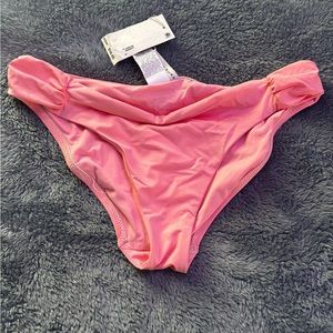 They are just wrinkly brand new never worn